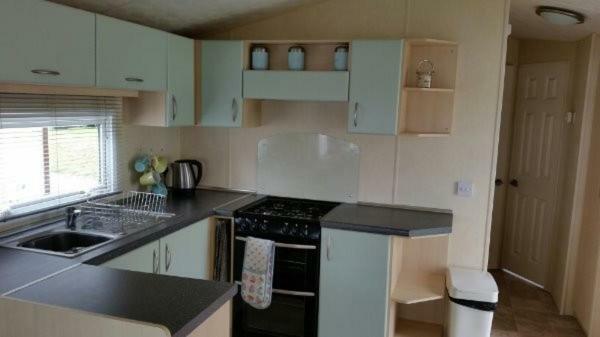 Отель Pine Ridge 59 Rockley Park Poole With Sea View Sleeps Six Экстерьер фото