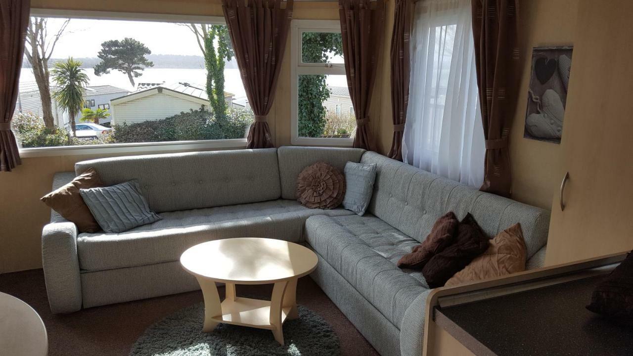 Отель Pine Ridge 59 Rockley Park Poole With Sea View Sleeps Six Экстерьер фото